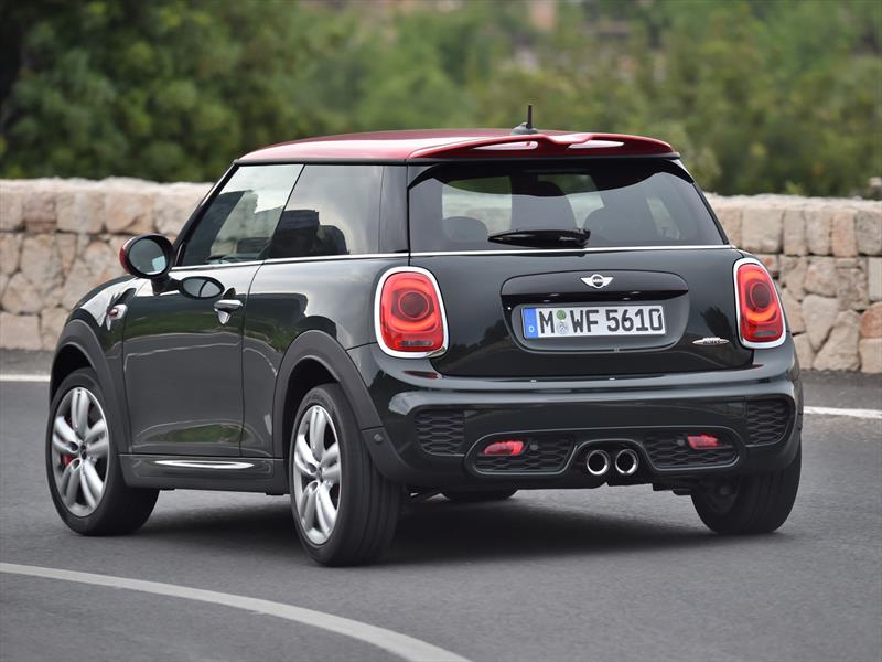 MINI John Cooper Works 2016
