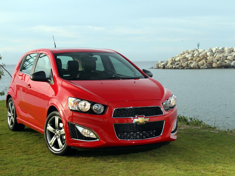 Chevrolet Sonic RS 2014