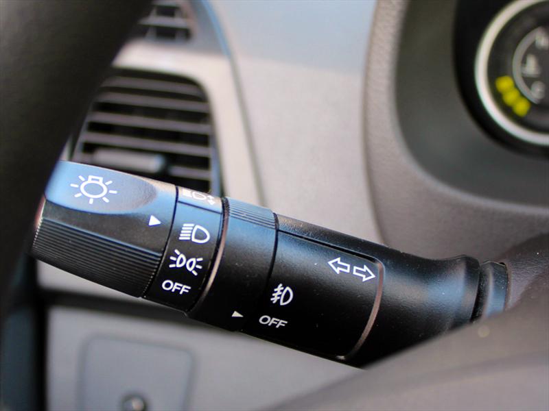 Hyundai EON 0,8L GLS Prueba de manejo