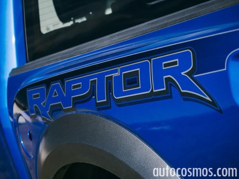 Ford Lobo Raptor 2017 y Yamaha YXZ 1000 R