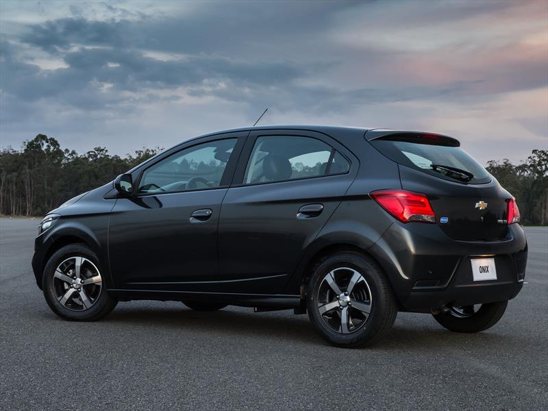 Nuevo Chevrolet Onix MY 2017