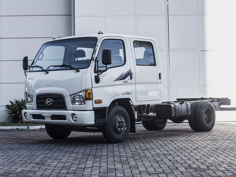 Hyundai HD65 doble cabina