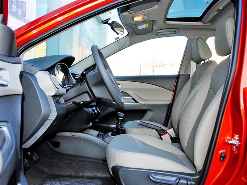 Nuevo Chevrolet Sail 2015