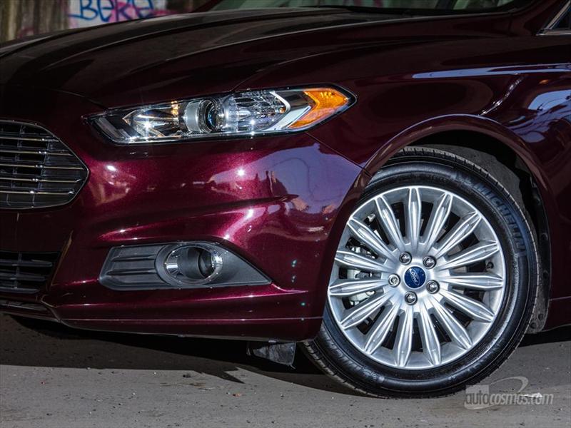 Ford Fusion Hybrid 2013