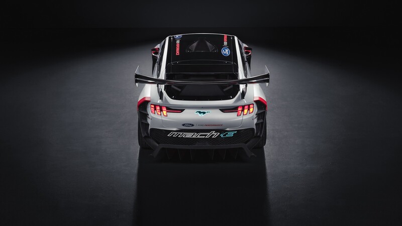 Ford Mustang Mach-E 1400