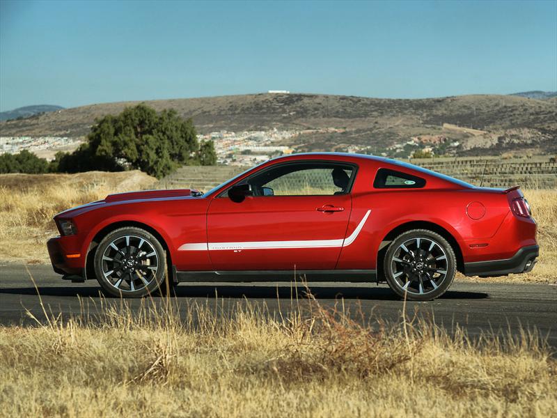 Ford Mustang ST 2012 a prueba en pista