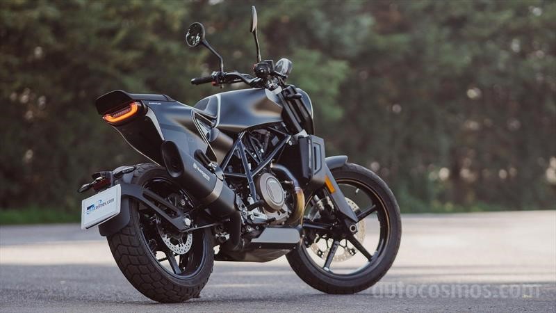 Husqvarna Svartpilen 701