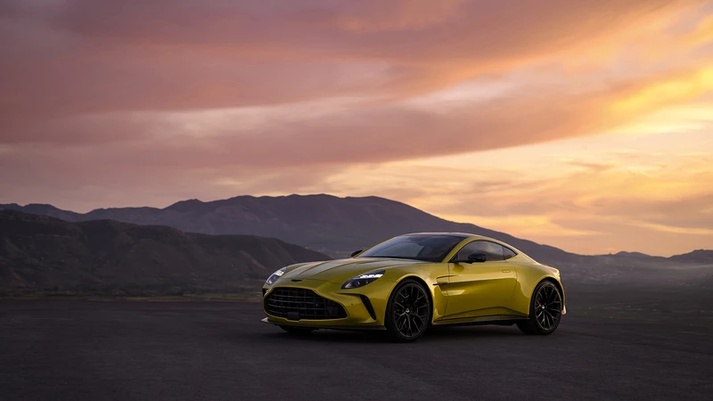 Aston Martin Vantage 2025