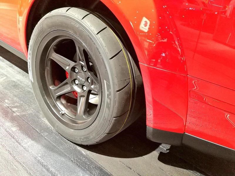 Dodge Challenger SRT Demon