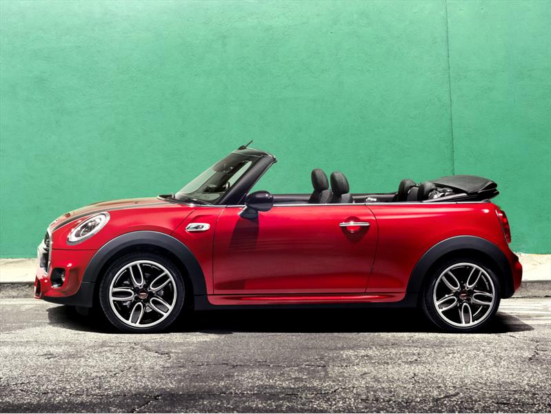 MINI Cooper Convertible 2016