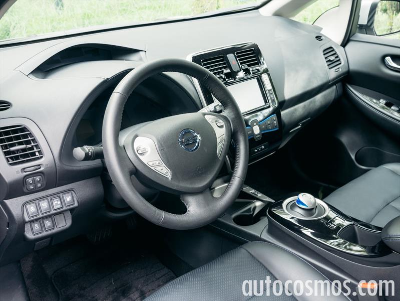 Nissan LEAF 2015