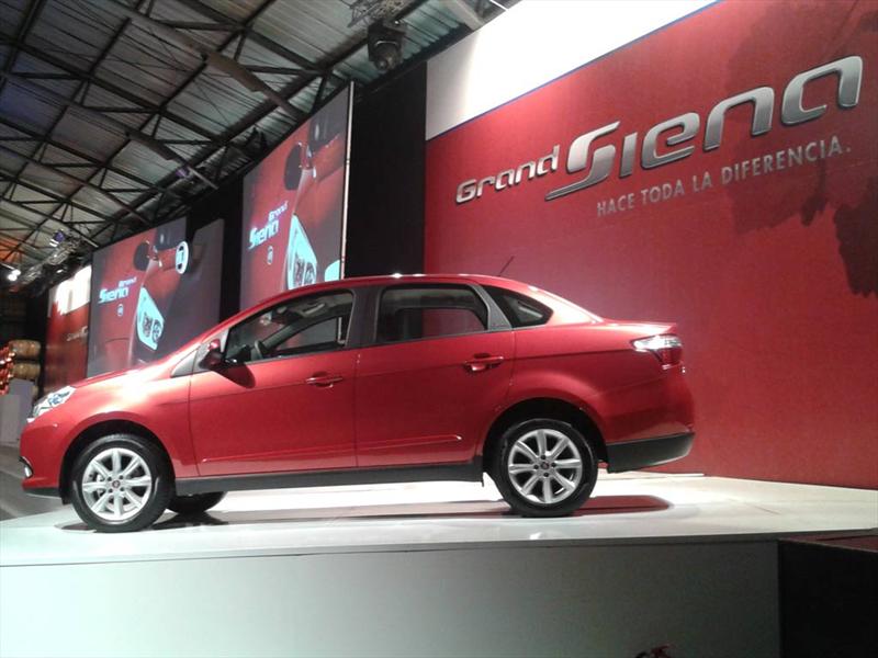 Nuevo Fiat Grand Siena 2012, presentación. Parte 2