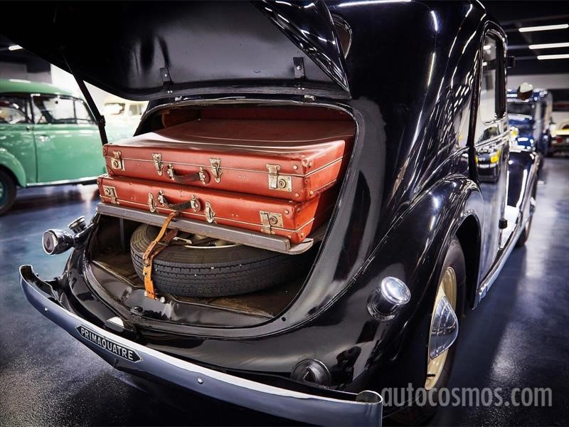 120 años, visita a Renault Classic