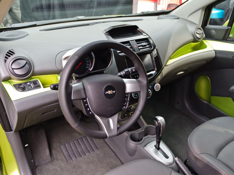 Chevrolet Spark 2013 Salón de Los Angeles
