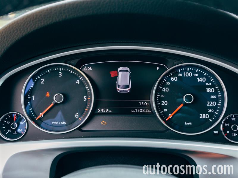 Volkswagen Touareg 2015