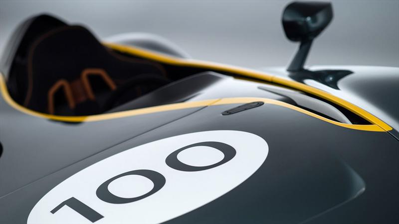 Aston Martin CC100 Speedster Concept