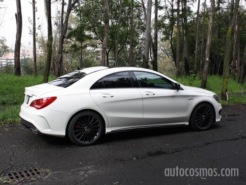 Mercedes-Benz CLA 45 AMG