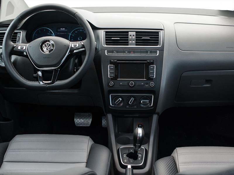 VW Suran y Suran Cross se renuevan