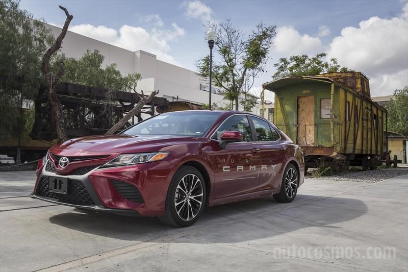 Toyota Camry 2018