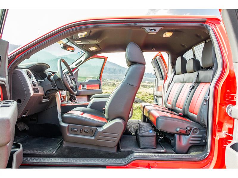 Ford Lobo SVT Raptor 2011