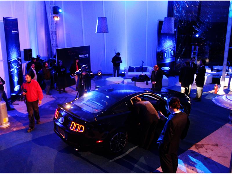 Ford Mustang 2013. Lanzamiento en Chile