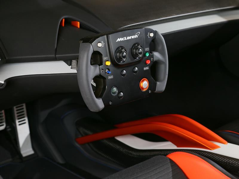 McLaren 675LT JVCKENWOOD Concept