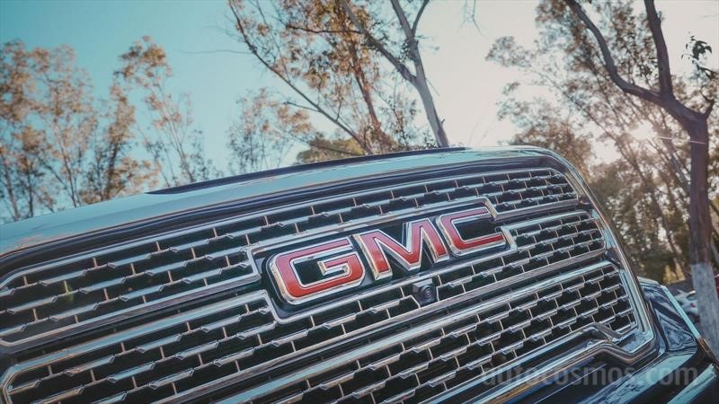 GMC Sierra Denali 2019