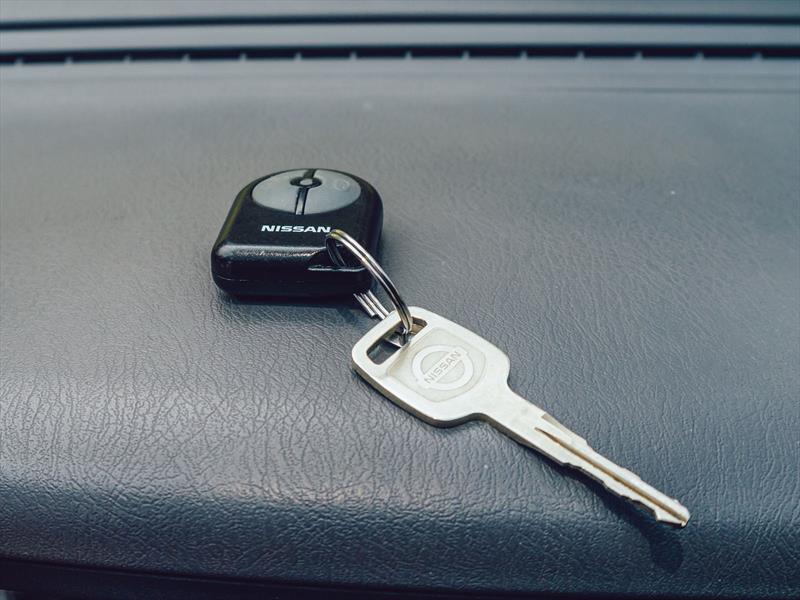 Nissan Frontier LE 4x4 2014