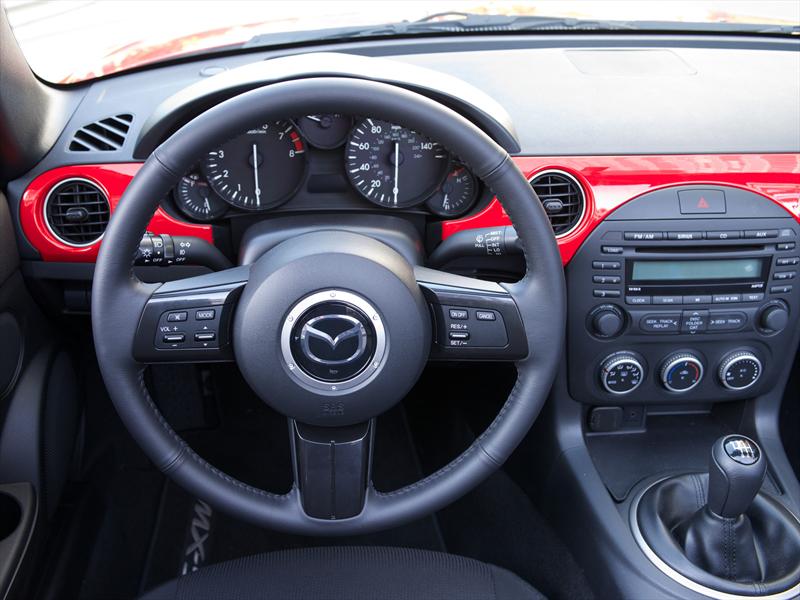 Mazda MX-5 Miata 2013