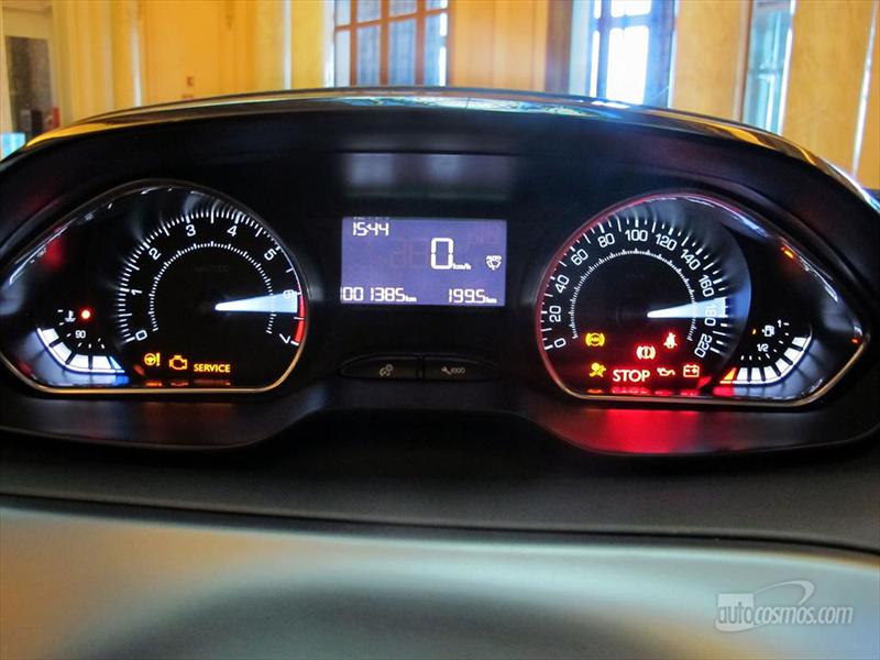 Manejamos el nuevo Peugeot 208