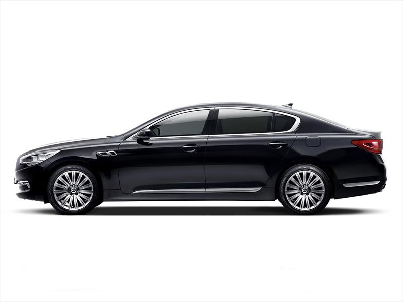 Kia K900, ingresando a la alta gama