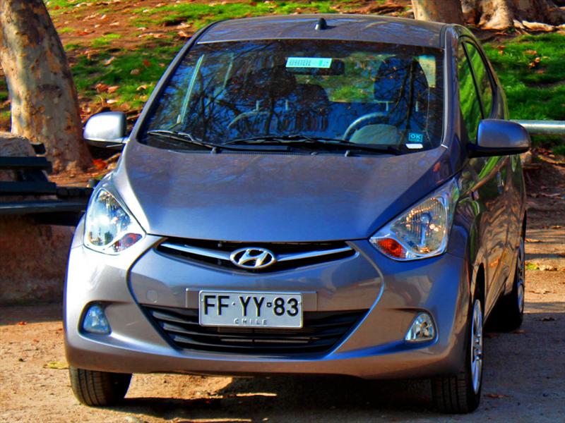 Hyundai EON 0,8L GLS Prueba de manejo