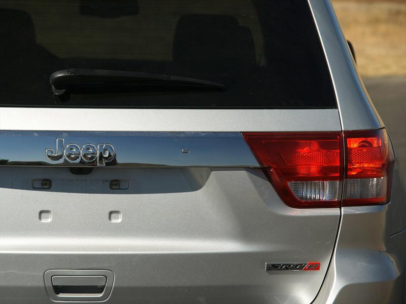 Jeep Grand Cherokee SRT8 2012 prueba