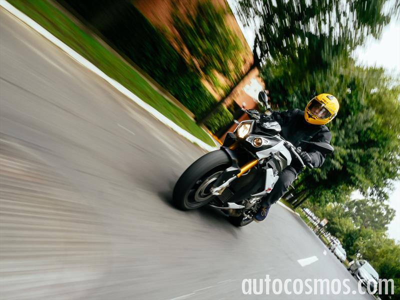 BMW S1000 R 2015