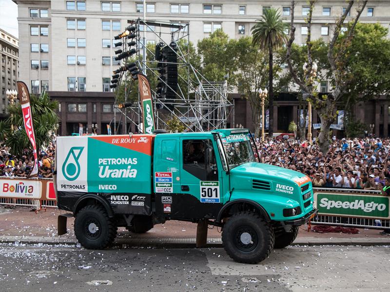Dakar 2015: Revisión técnica y arranque