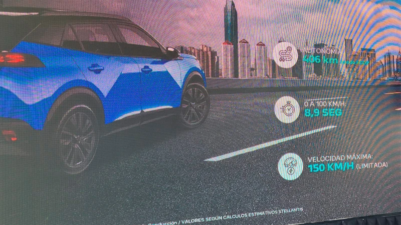 Peugeot E-2008 en Argentina