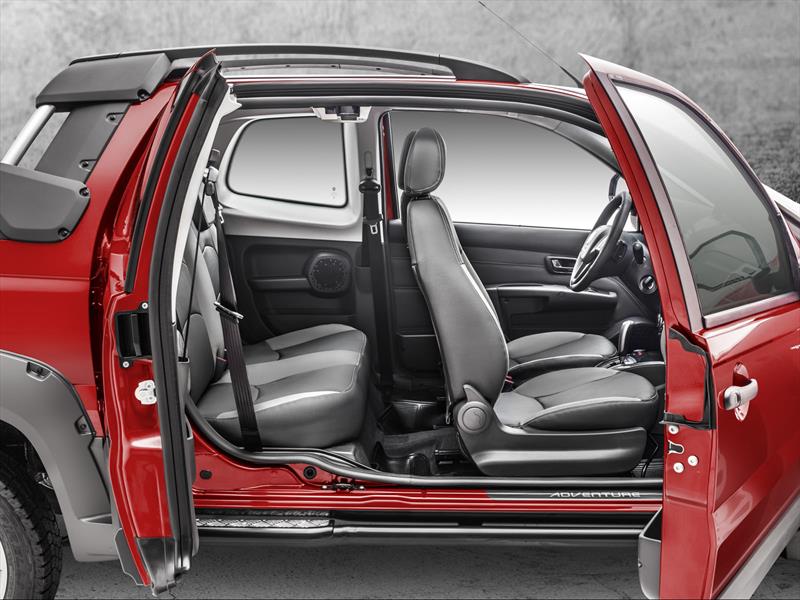 FIAT nueva Strada 3 puertas