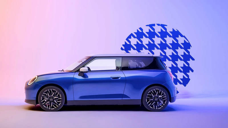 (-) EMBARGO MINI Cooper EV 2024