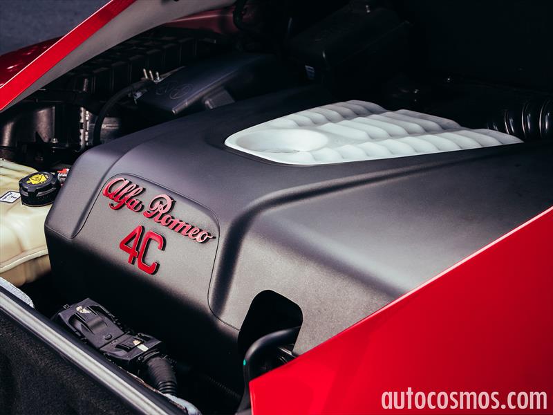 Alfa Romeo 4C 2015