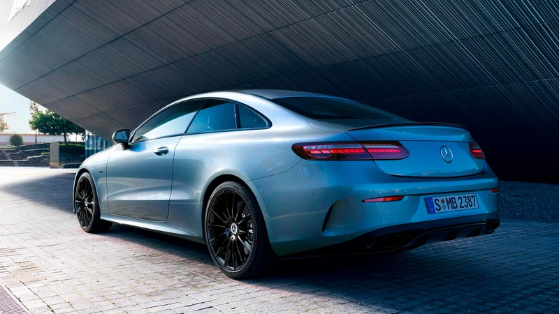 Mercedes-Benz Clase E Night Edition 2022