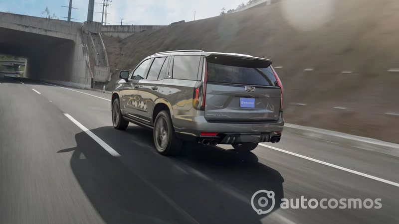 Cadillac Escalade-V 2023 a prueba