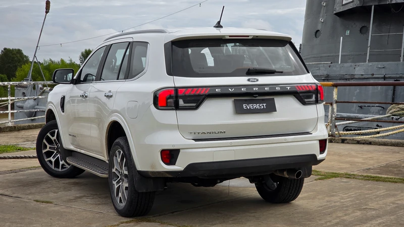 Test Drive Ford Everest Titanium