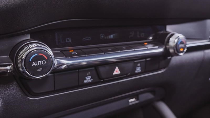 Mazda3 Sedán vs Mazda3 Hatchback