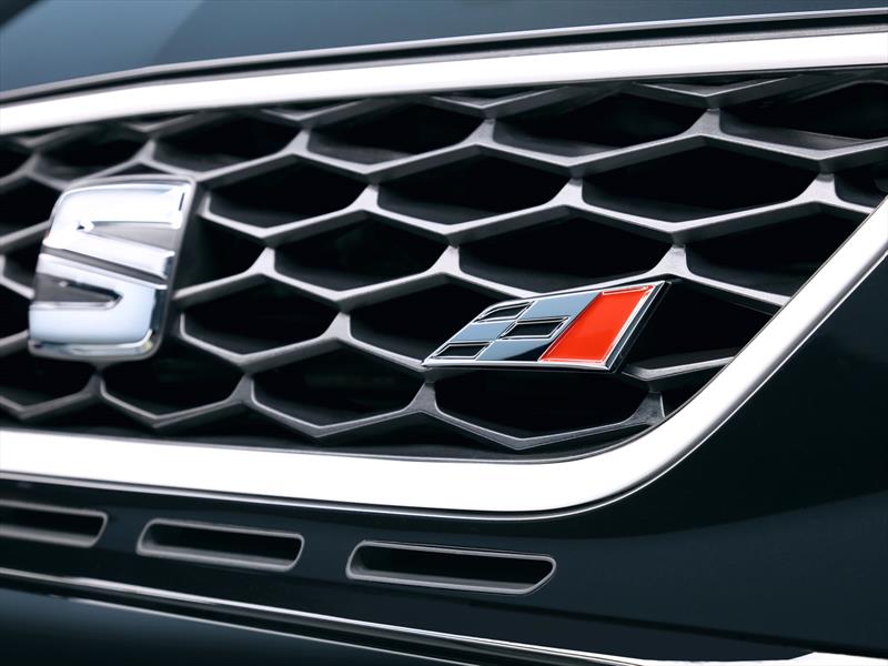 SEAT León CUPRA 20 Aniversario Black & White 2017