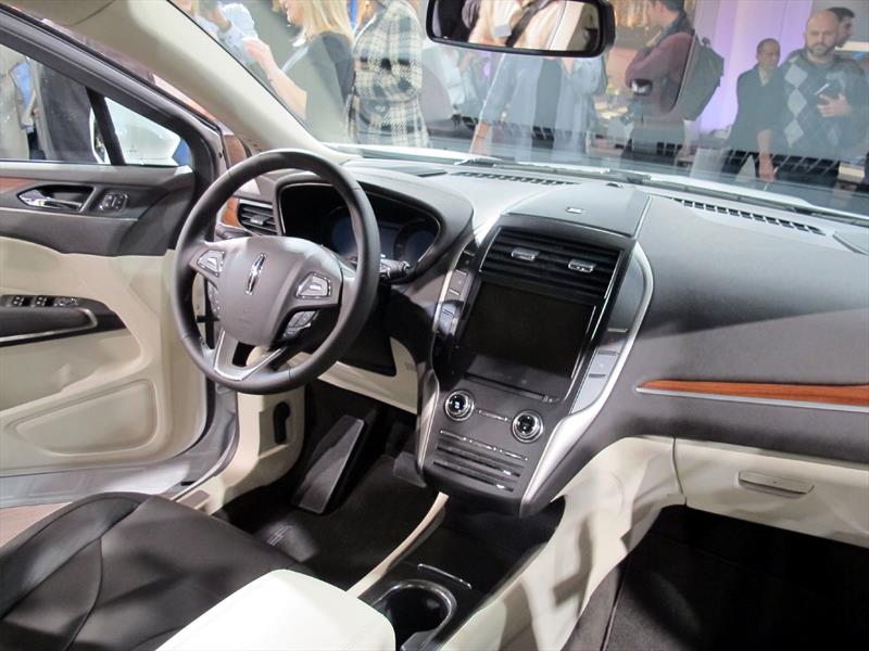 Lincoln MKC 2015 se presenta en Nueva York