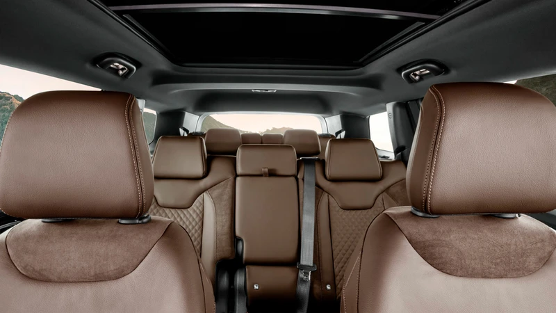 Jeep Commander Overland 272 CV