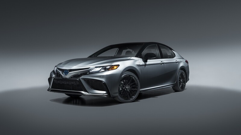 Toyota Camry 2021