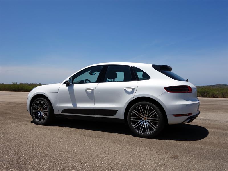Porsche Macan 2015