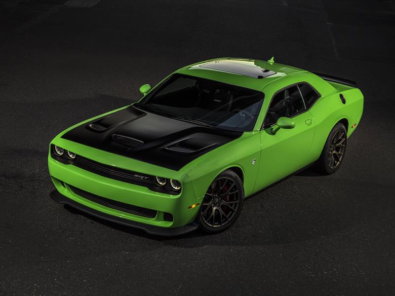 Dodge Challenger SRT Hellcat 2015