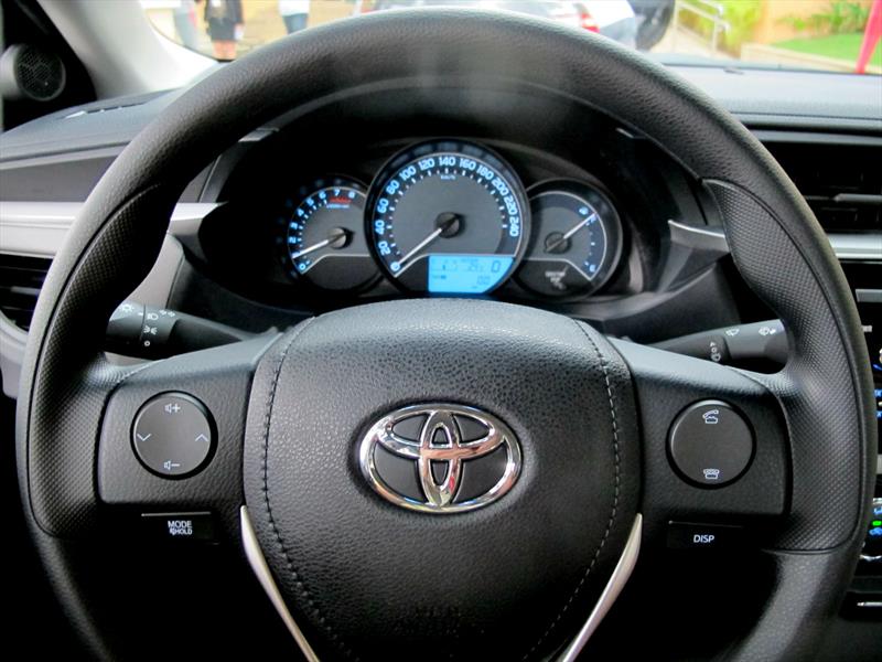Manejamos el nuevo Toyota Corolla